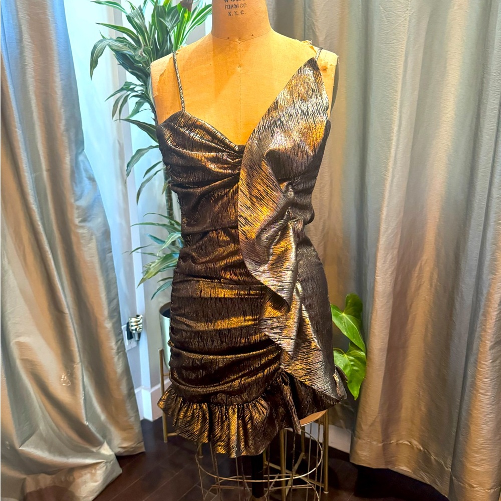 Asymmetrical design body con midi dress. Metallic fabric woven size extra small.